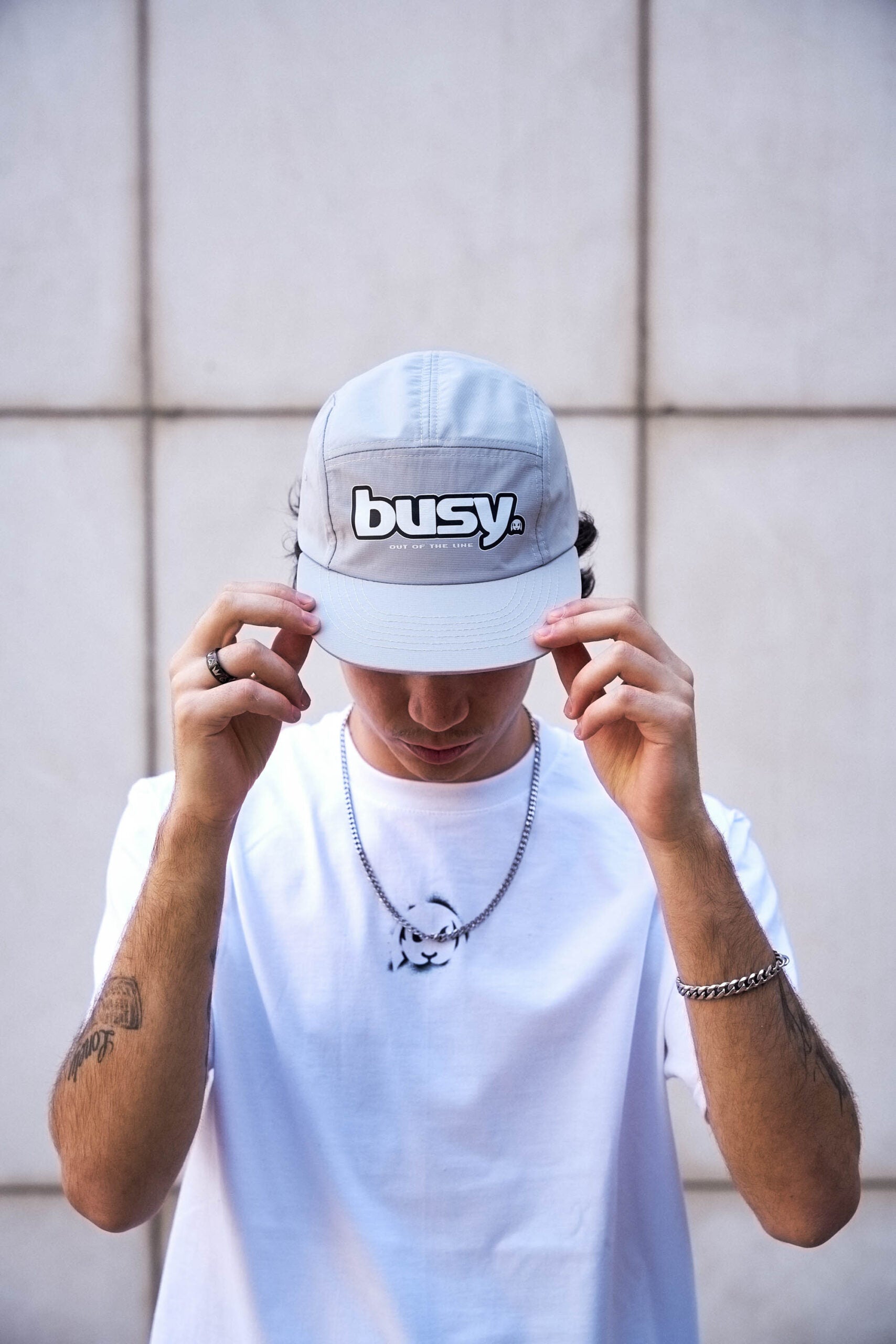 OUT OF THE LINE GREY CAP