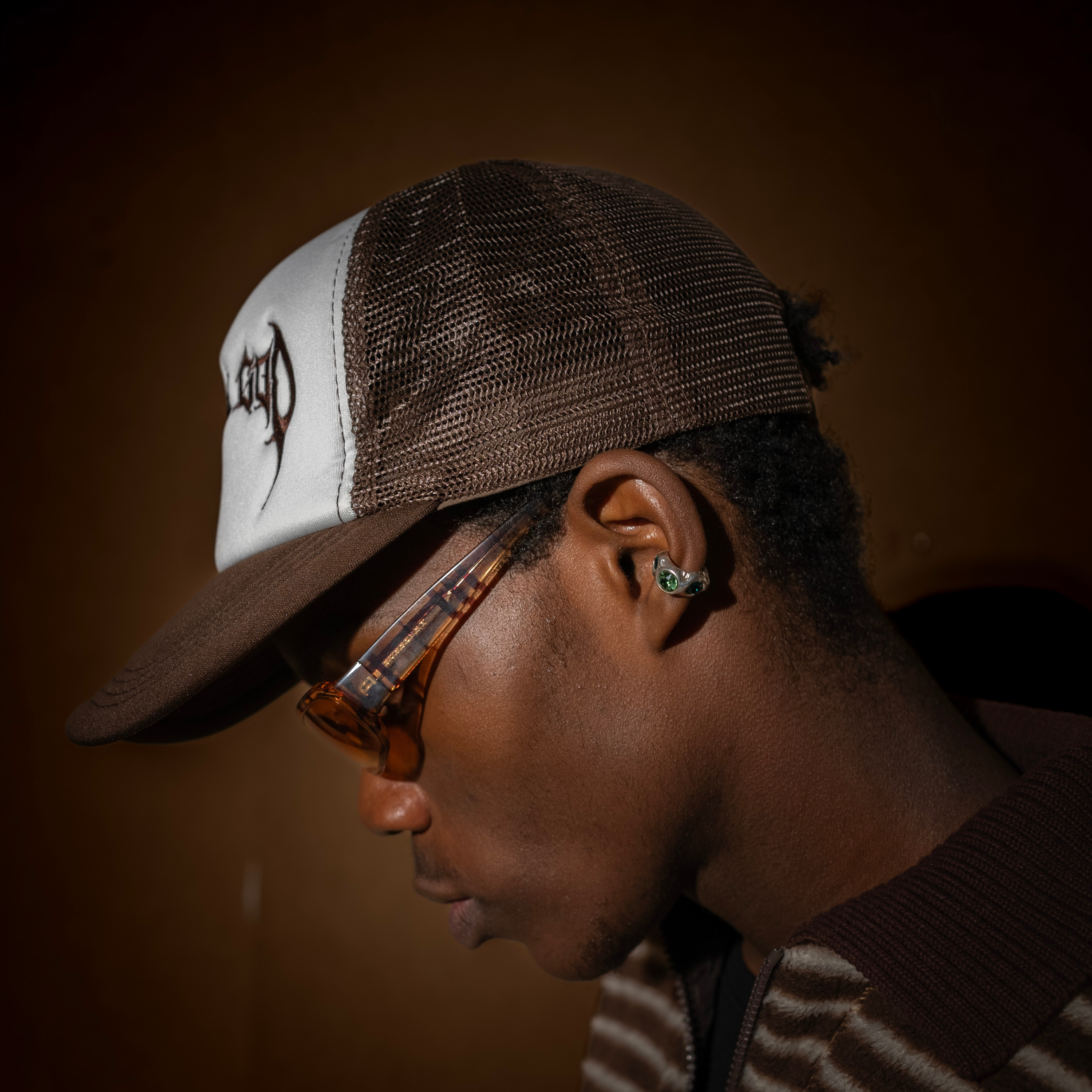 Gorra camionero, Follow God marrón 