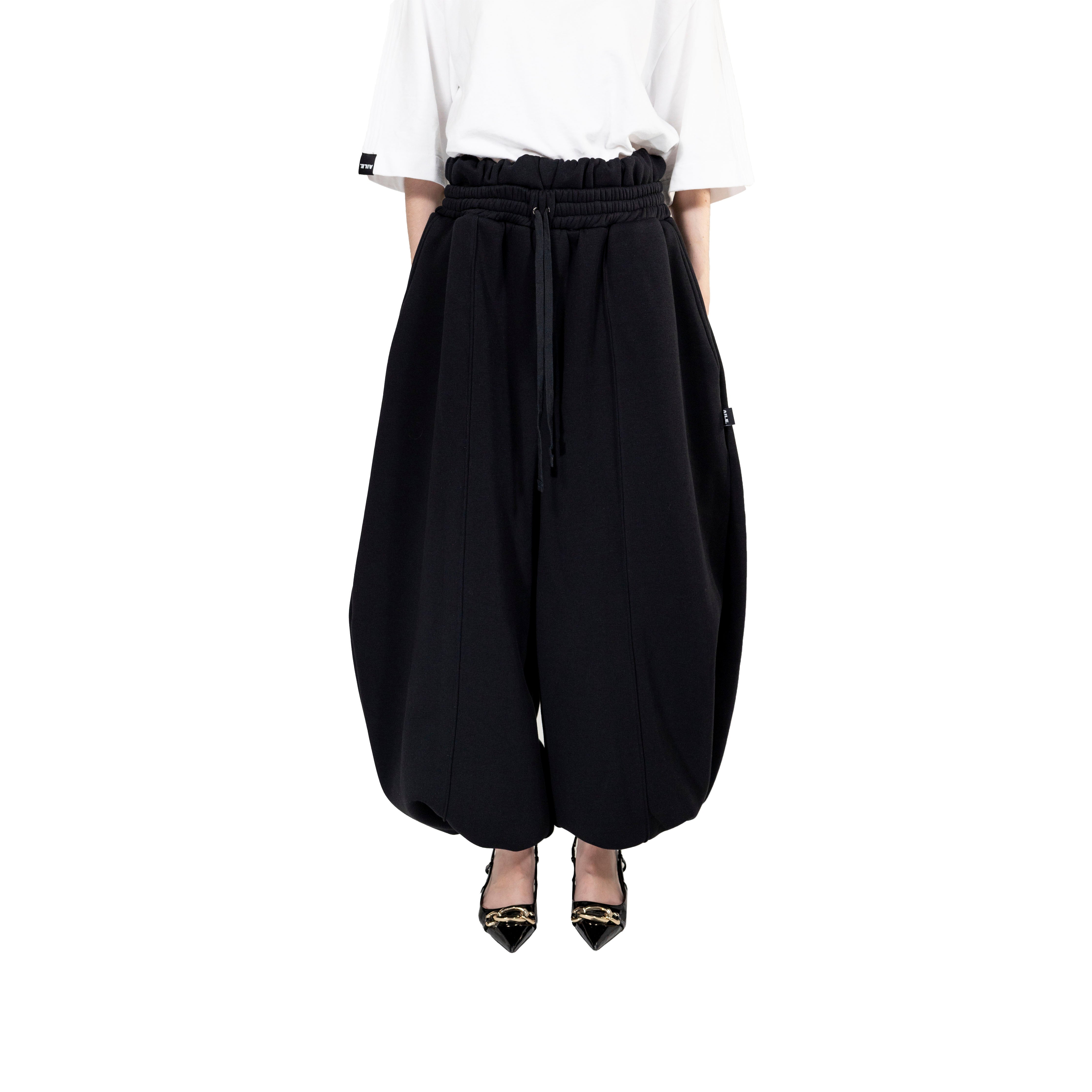 BALLOON SWEATPANTS - "THE BED".