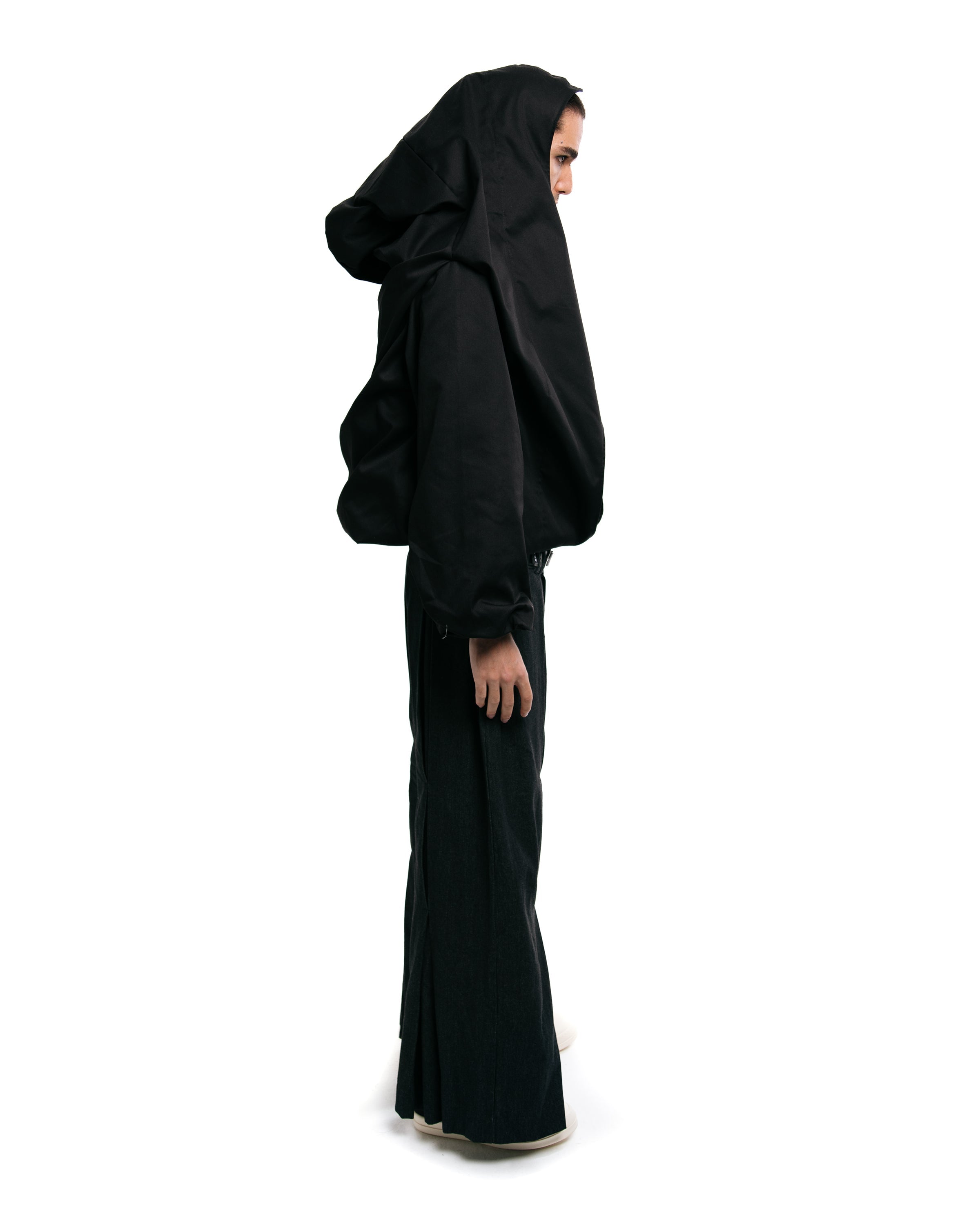 HOOD TWILL JACKET IN BLACK