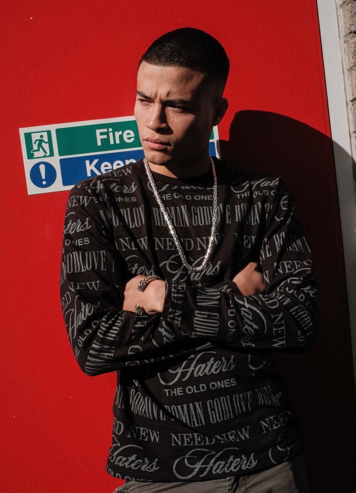 Need New Haters [Black]