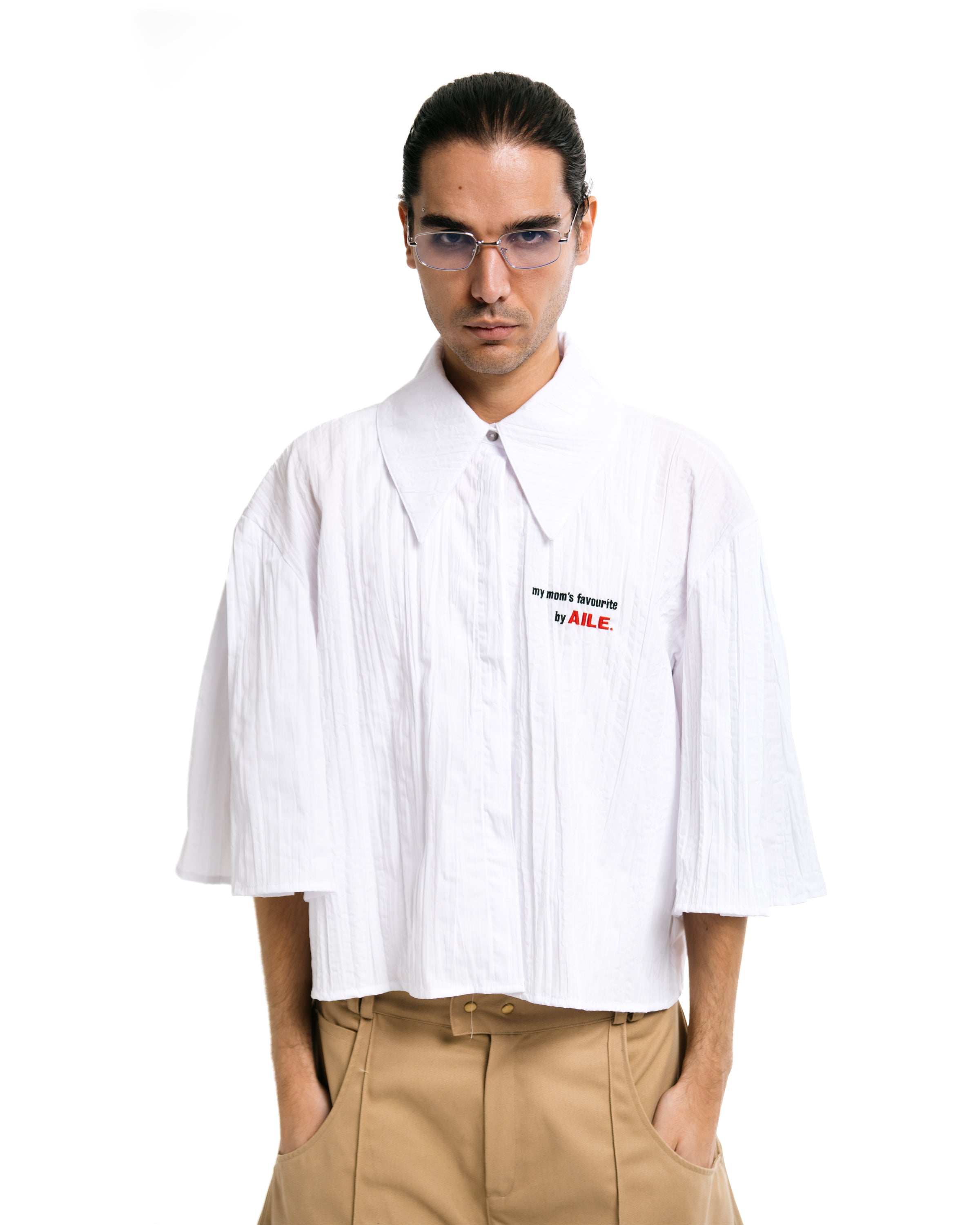 YOUR MOM'S FAVOURITE WRINKLE SHIRT