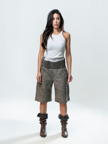 Box Leather Shorts - Grey