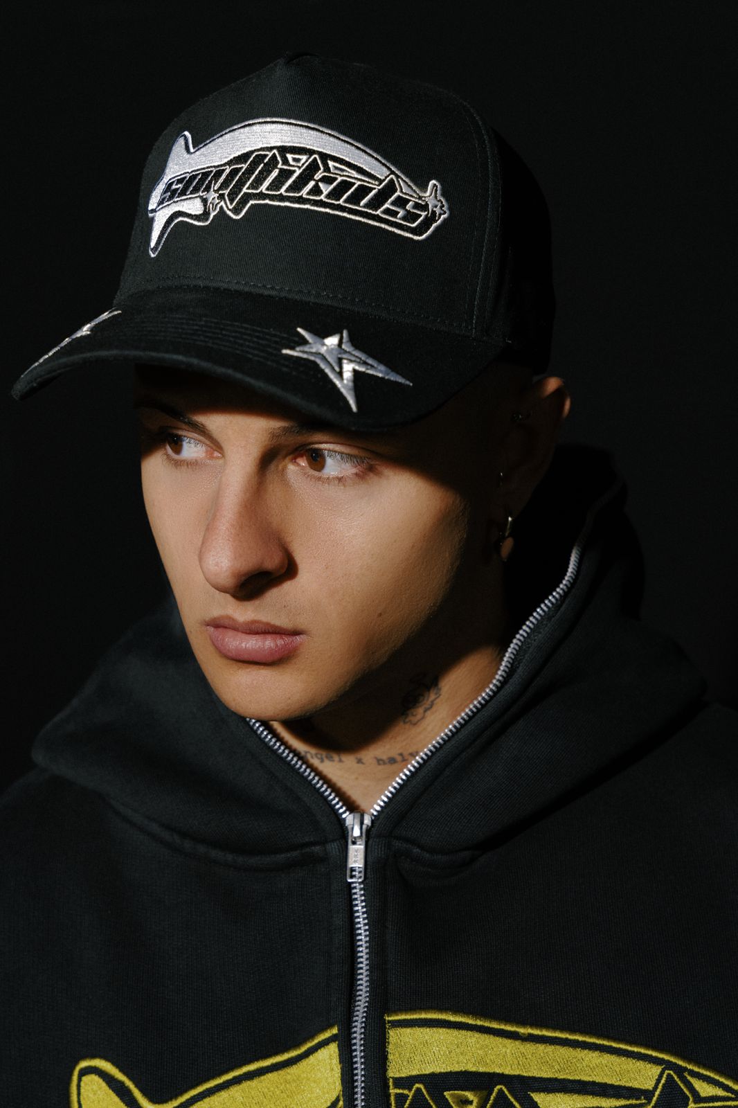 Luxury Star Cap Black
